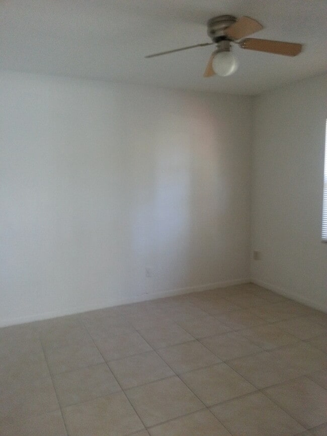 Photo - CUTE AFFORDABLE 2/2 DUPLEX off Michigan! Townhome