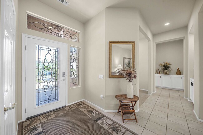 Building Photo - 78337 Gray Hawk Dr