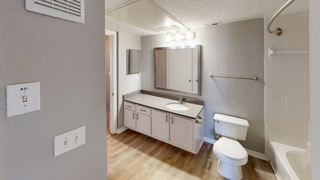Interior Photo - Arbors at Maitland Summit