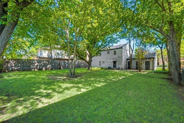 Foto del edificio - 6801 Del Norte Ln