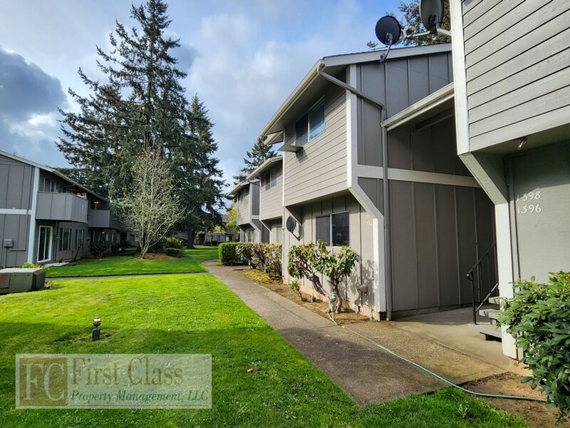 Primary Photo - 1408 NE 186th Ave