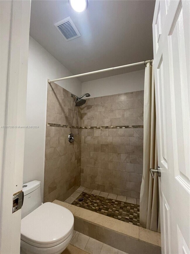 Foto del edificio - 12721 SW 68TH LN