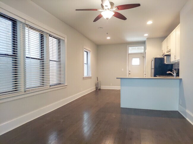Foto del edificio - 5158 N Leavitt St