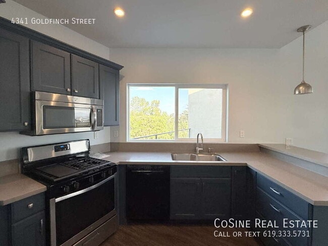 Building Photo - 4341 Goldfinch St