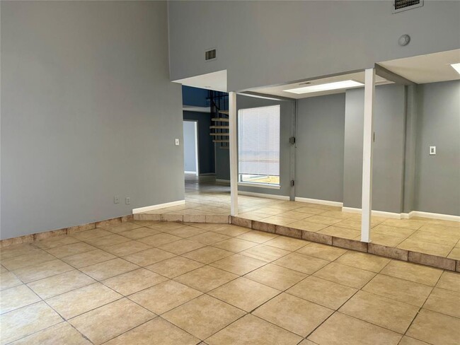 Foto del edificio - 12011 Carriage Ridge Ct
