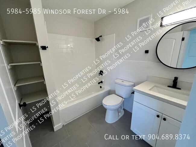 Building Photo - 5984-5985 Windsor Forest Dr-5984