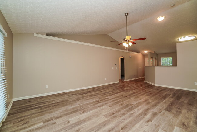 Building Photo - 1091 Drayson Dr