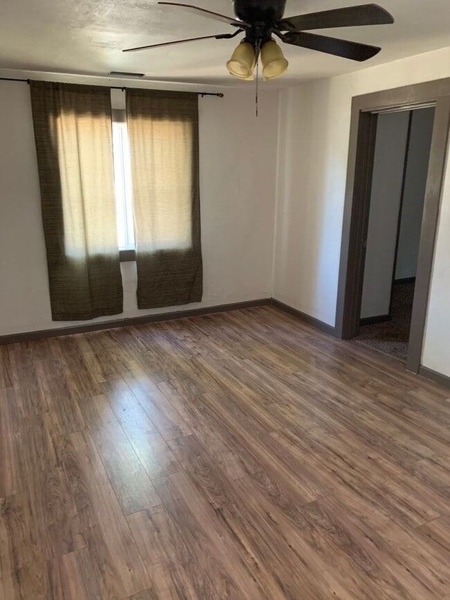 Building Photo - Beautiful Williams Rental