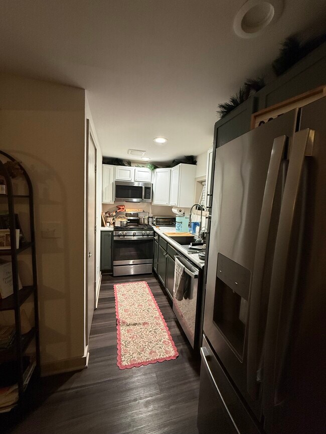 Foto del edificio - 1107 E Glen Ave