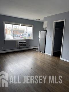 Building Photo - 117 W 3rd Ave