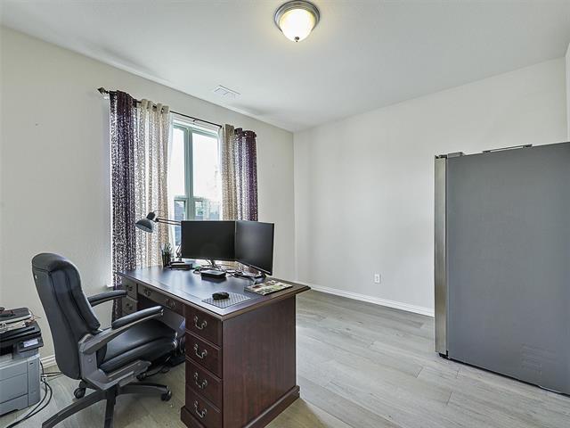 Foto del edificio - 2613 Sunstar Dr