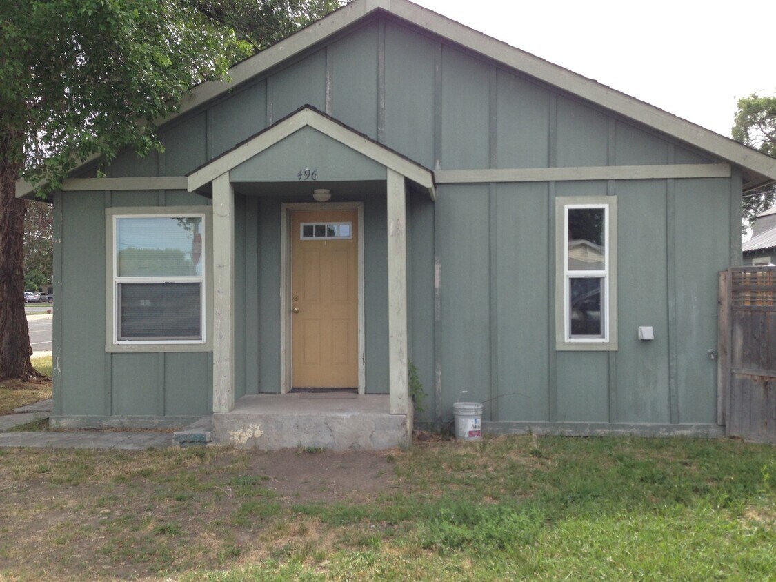 496 NW 9th St, Prineville, OR 97754 House Rental in Prineville, OR
