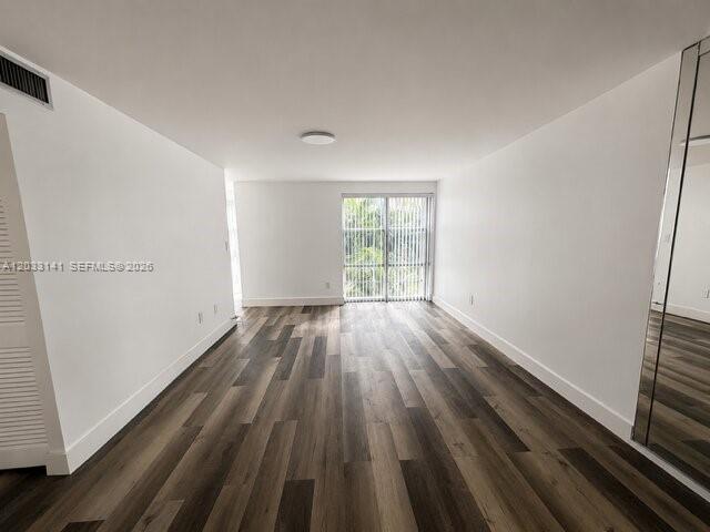 Foto del edificio - 17560 Atlantic Blvd