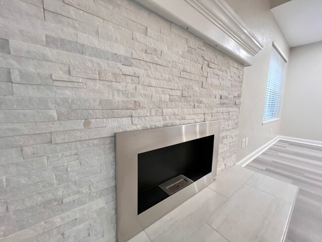 Building Photo - 2313 Placid Dr