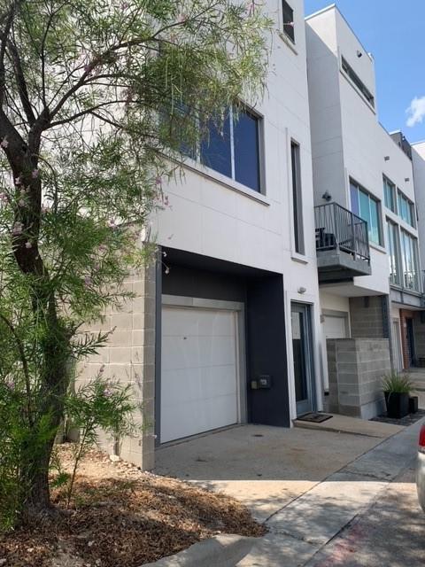 Foto principal - 4801 S Congress Ave