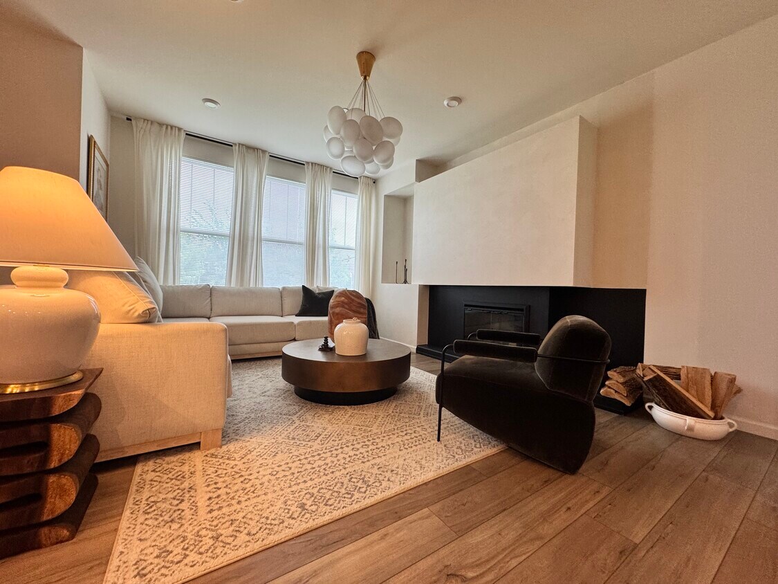Foto principal - 2108 Weatherbee Ln