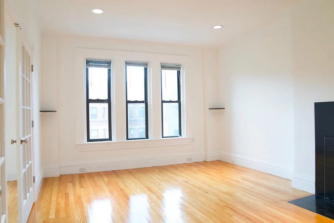 Foto del edificio - 254 Newbury St