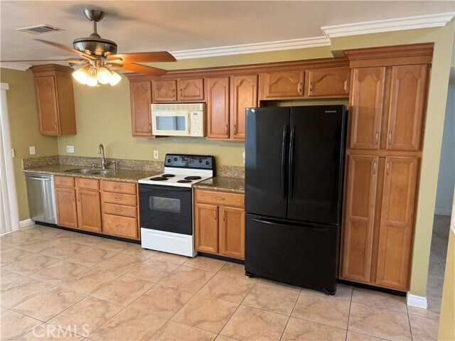 Foto del edificio - 14942 Waverly Ln