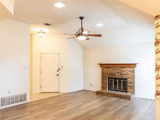 Foto del edificio - 2016 Hearthside Ln