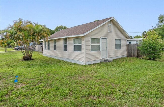 Foto del edificio - 4100 40th St N