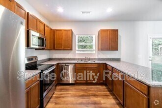 Building Photo - 1941 Glenburn Dr