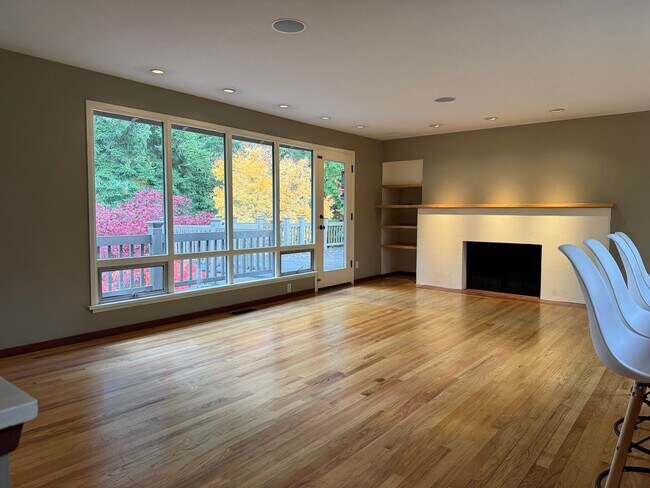 Building Photo - Cozy 5 bedr 3 bath rambler with daylight basement, minutes to Somerset schools