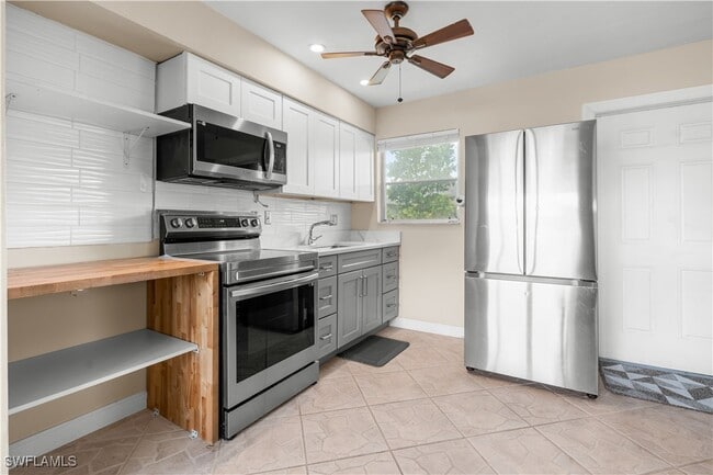 Foto del edificio - 27470 Village Garden Way