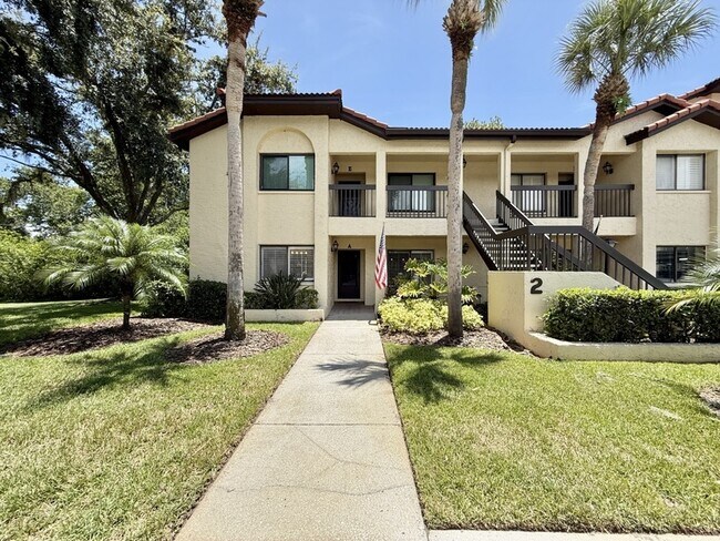 Foto del edificio - 1801 E Lake Rd S