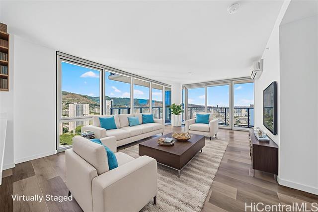 Building Photo - 1500 Rycroft St