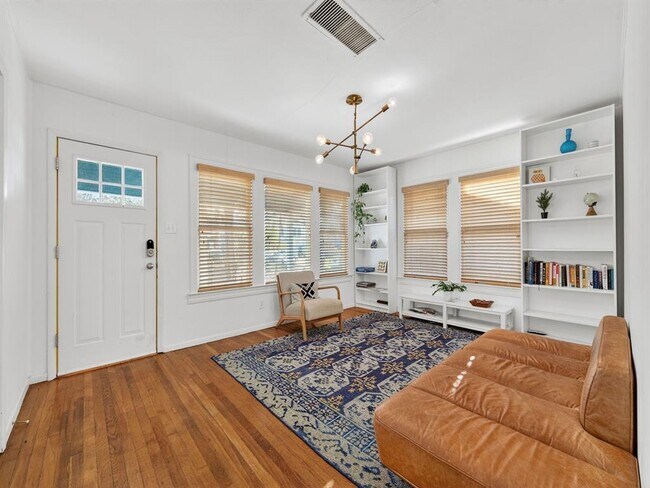 Foto del edificio - 609 Fletcher St