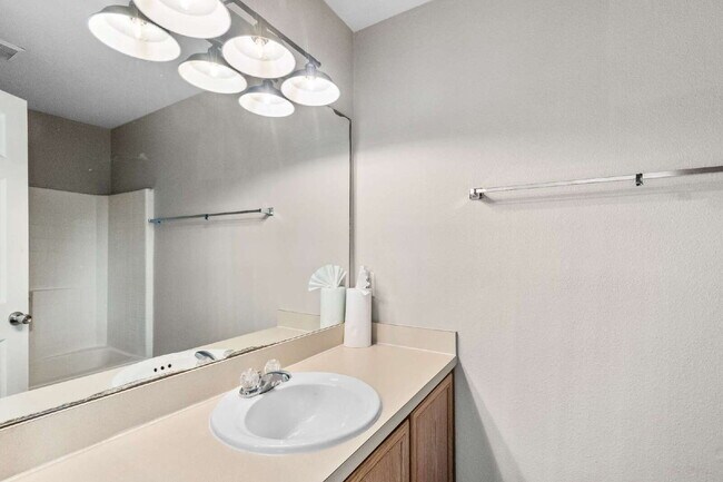 Foto del edificio - 16802 Pine Castle Dr