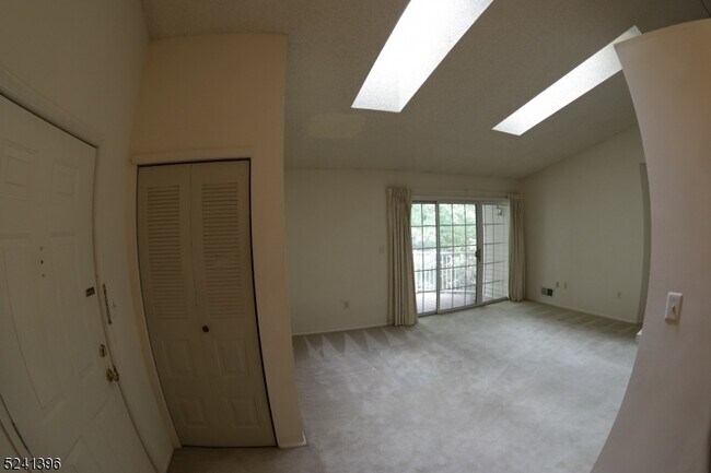 Building Photo - 109 Lindsey Ct