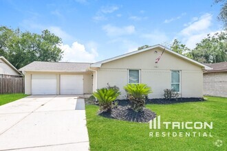 Building Photo - 15811 Kenbriar Dr