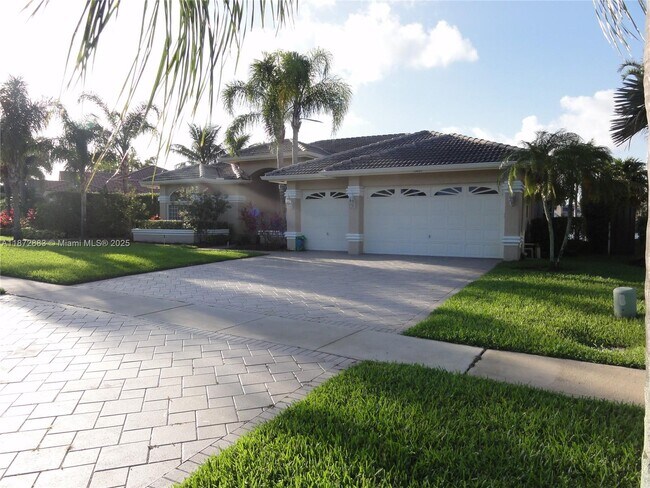 Foto del edificio - 10840 NW 6th St