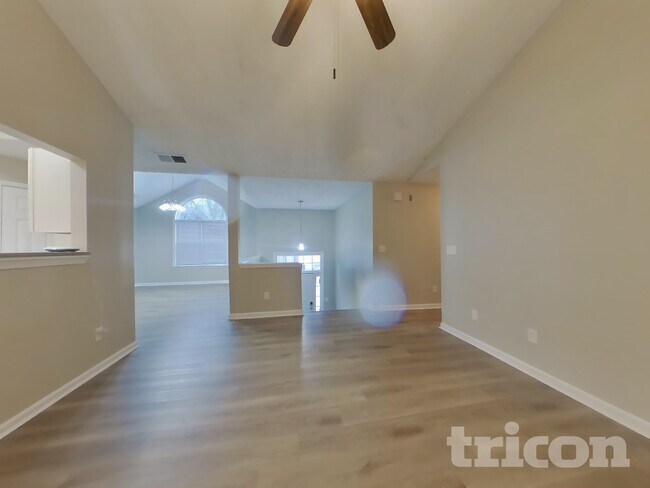 Foto del edificio - 7093 Springgrove Ct