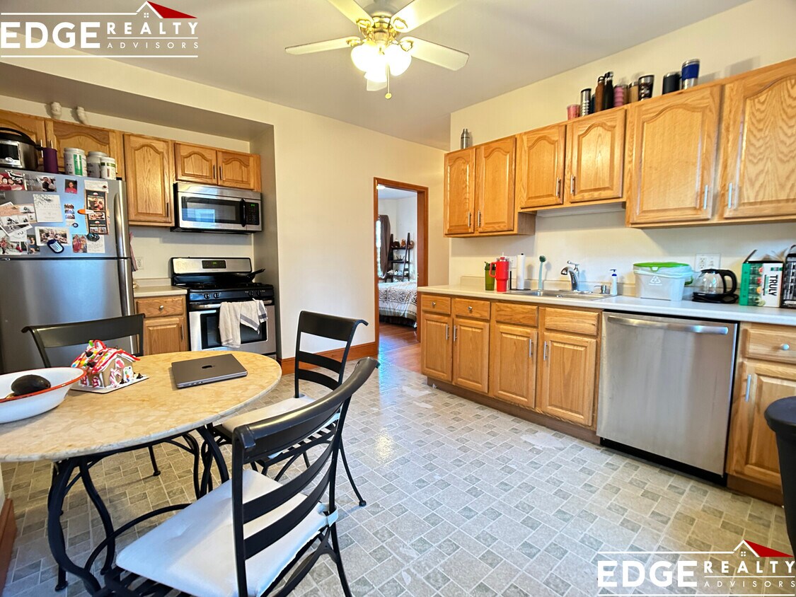Foto principal - 4 Montcalm Ave