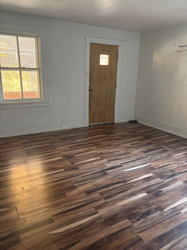 Building Photo - 241-243 Baker St Aliquippa, PA 15001