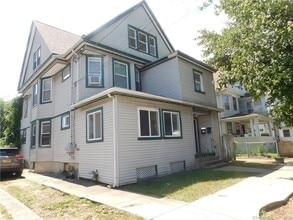 Building Photo - 199 Whitney Ave