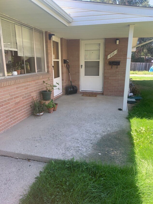 Primary Photo - 2-Bedroom Apartment in Longmont Duplex