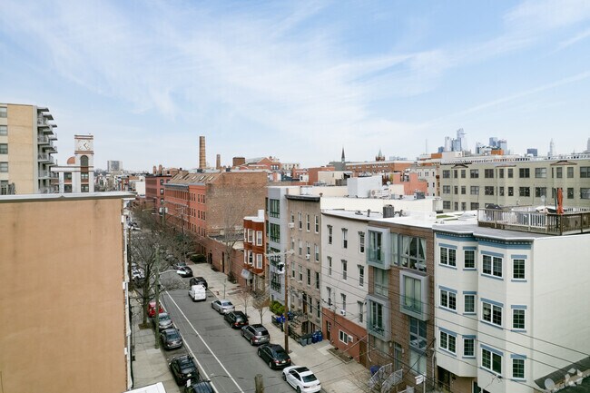 Aerial Photo - 213 Adams St