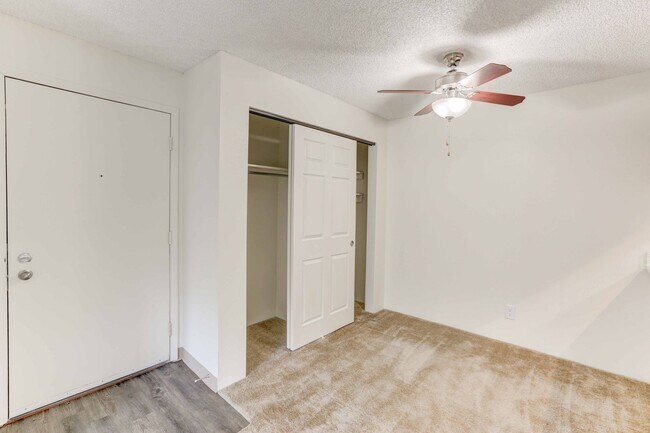 Interior Photo - Americana Lakewood Apartments