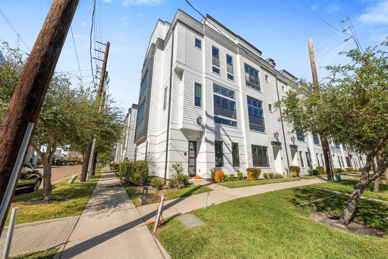 Foto principal - 1122 Ennis St