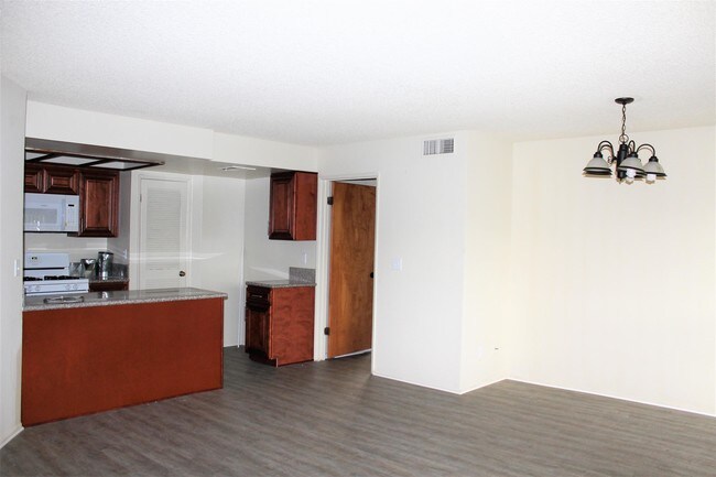 Foto del edificio - 301 E Fairview Ave