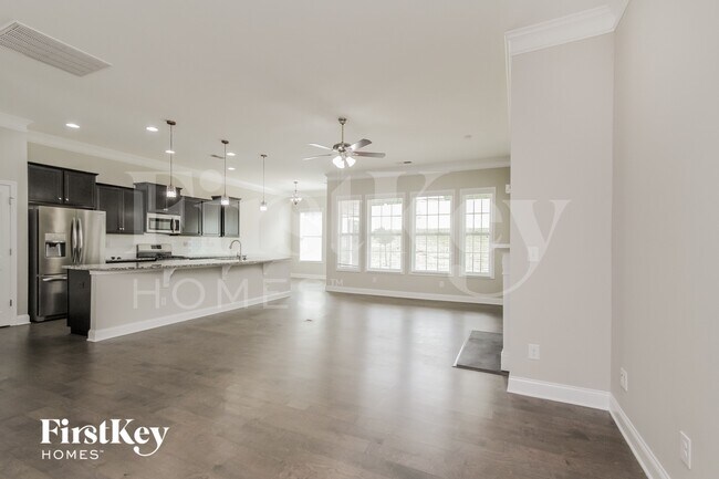 Building Photo - 3817 Norman View Dr