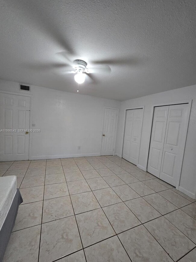 Foto del edificio - 28021 SW 142nd Ct