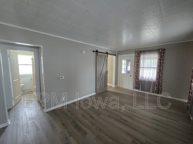 Building Photo - 1124 Kern St