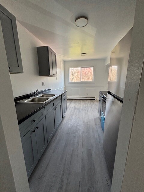 Foto principal - 595 Wagner Dr