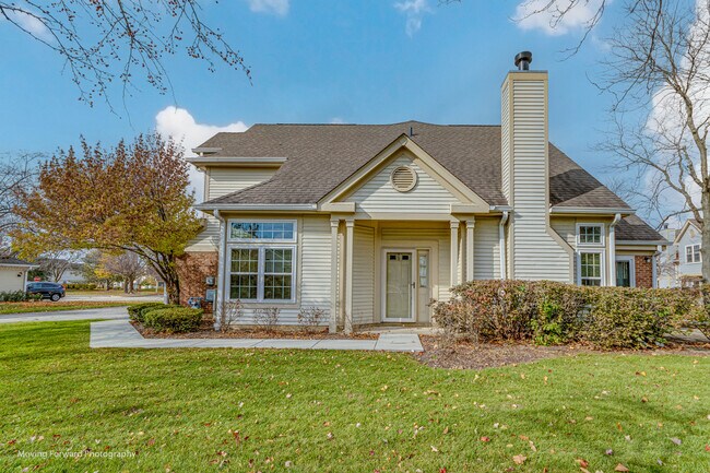 Building Photo - 149 White Branch Ct N