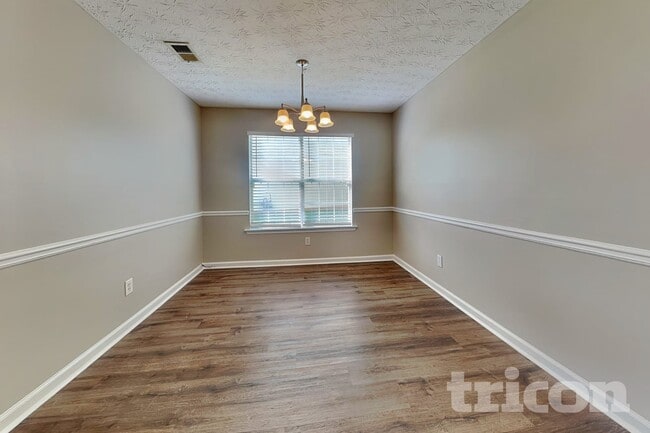 Building Photo - 535 Concord Terrace