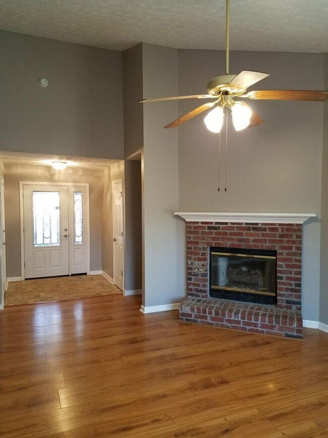 Building Photo - West Knoxville 37922 - 3 bedroom, 2 bath h...